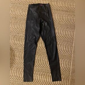 Commando faux leather leggings size M, never worn